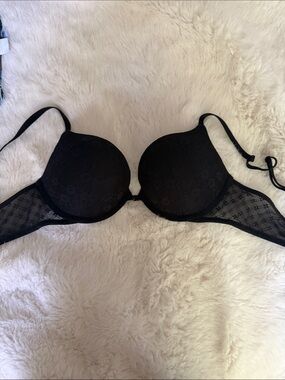 Victoria's Secret Black Lace Push-Up Bra